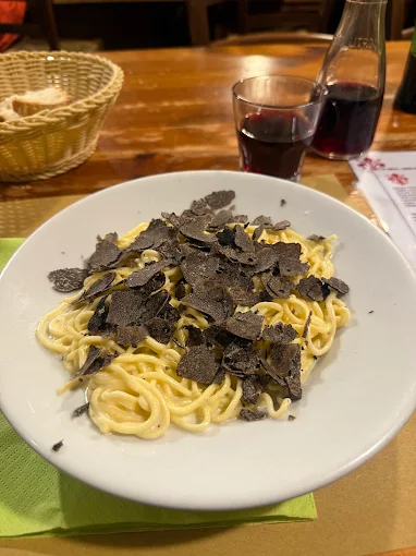 Tagliolini al tartufo appena mantecati